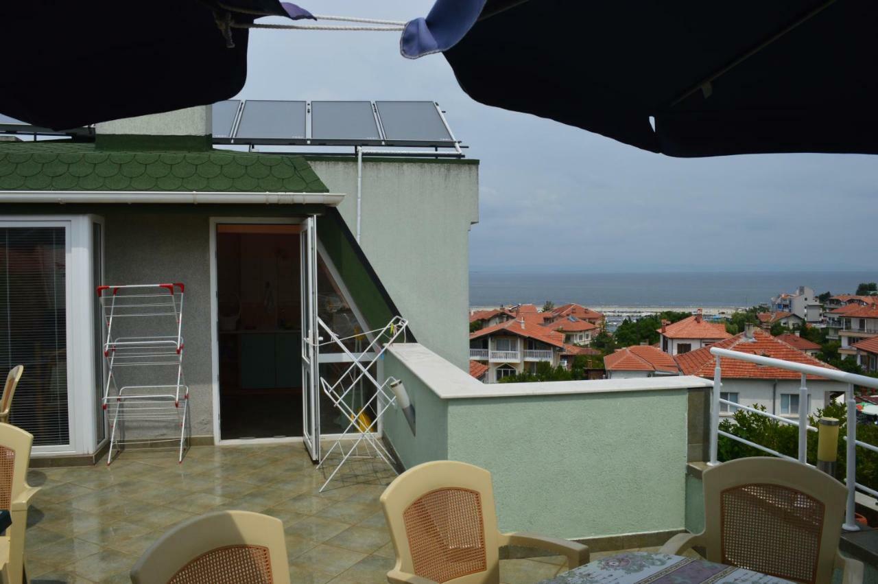 Dimana Hotel Chernomorets Exterior photo